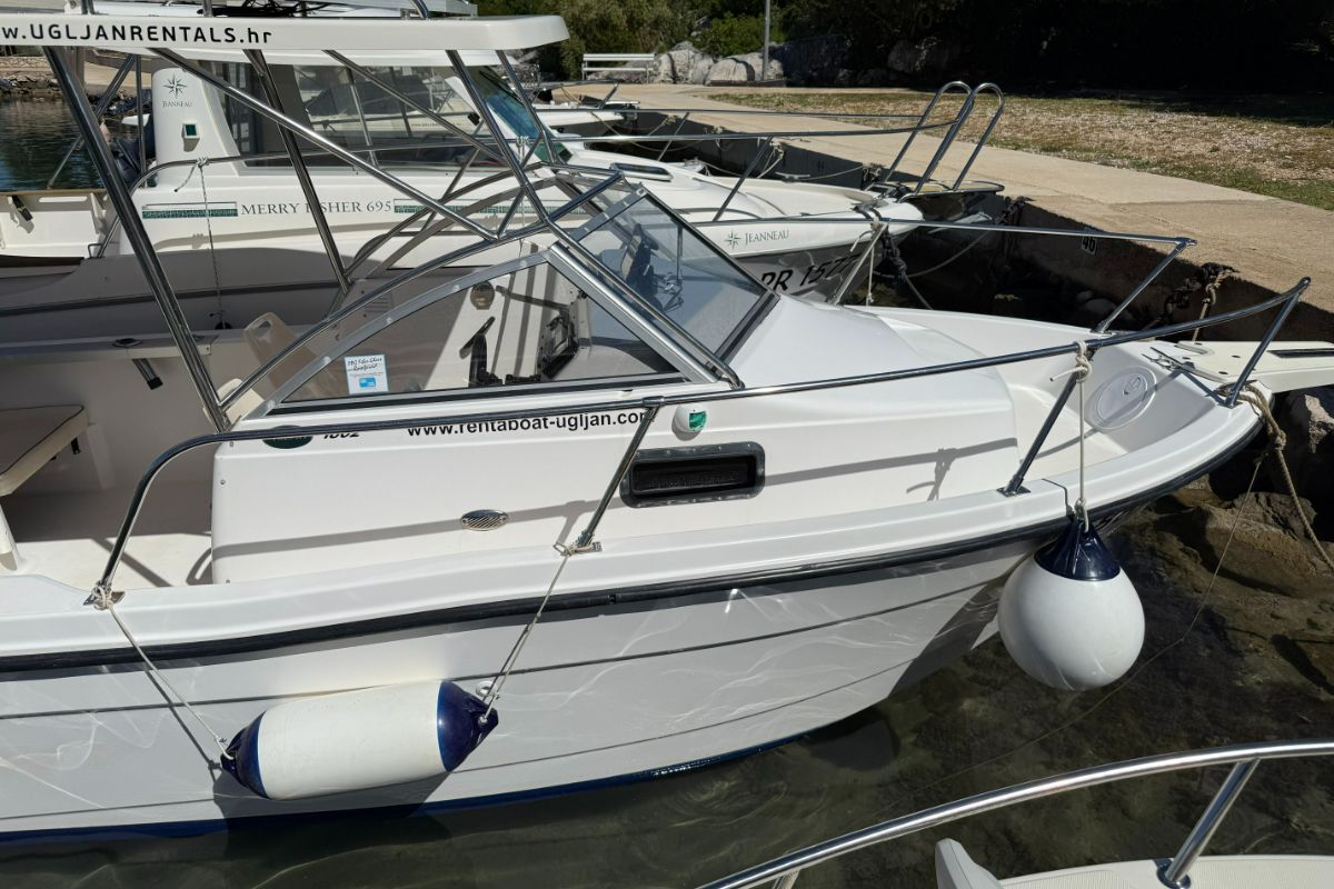 Bayliner Trophy 1802