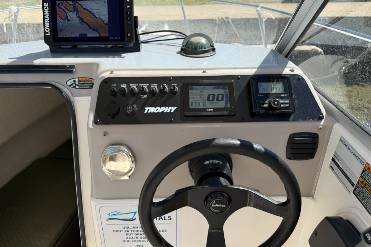 Bayliner Trophy 1802